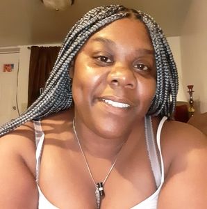 Meet your Posher, Leya